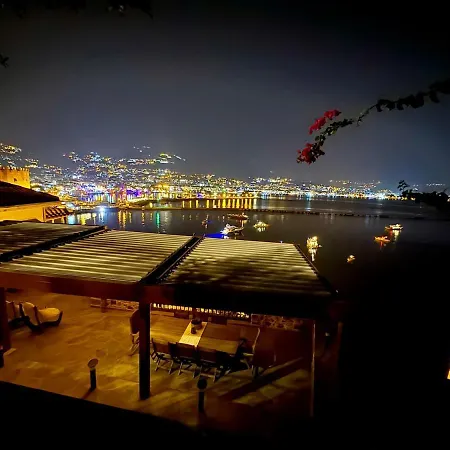 Luna Sea View With Private Pool Apartment Alanya